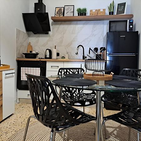 סרס Stylish City Center Apartment מראה חיצוני תמונה