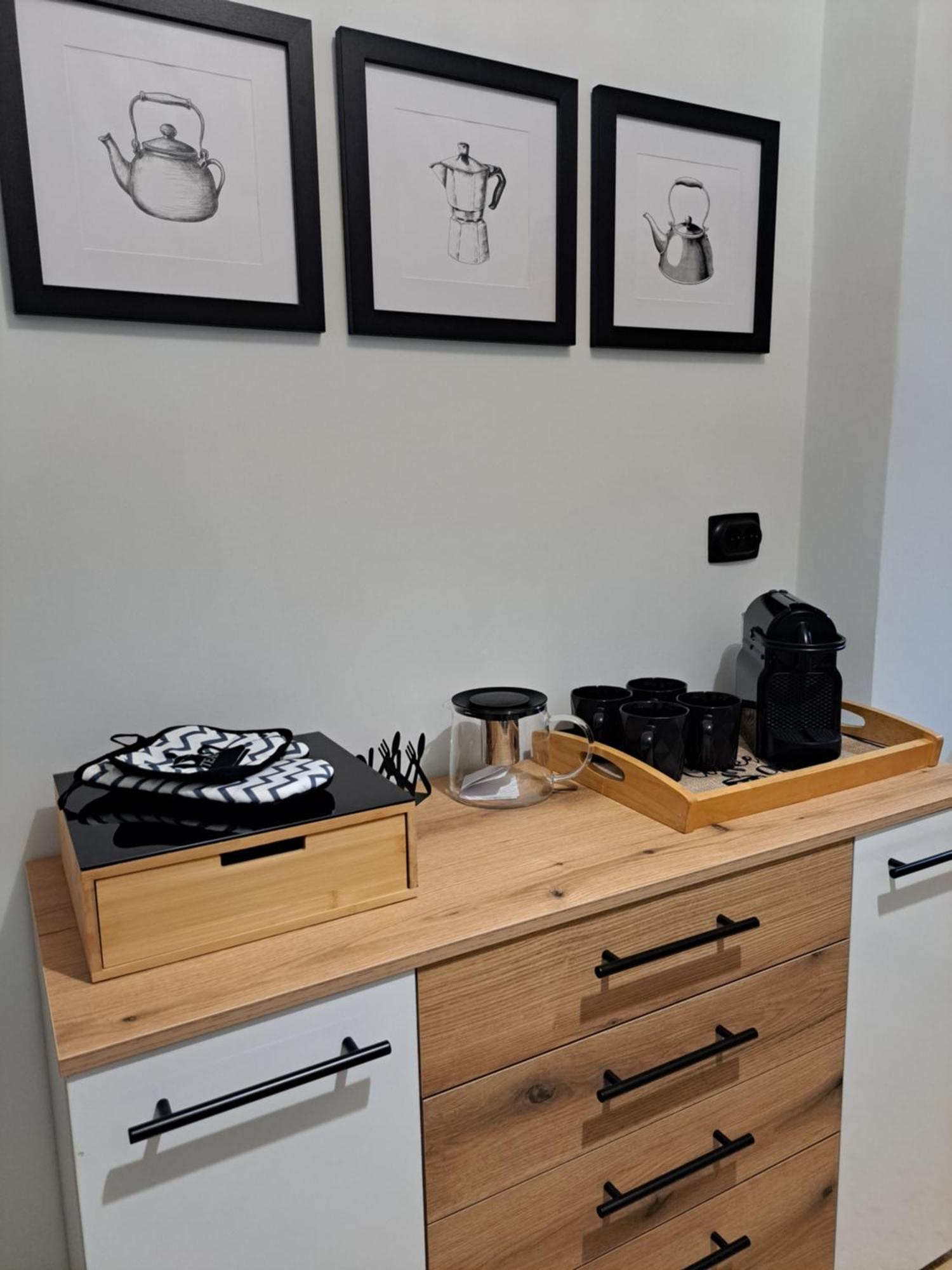 סרס Stylish City Center Apartment מראה חיצוני תמונה