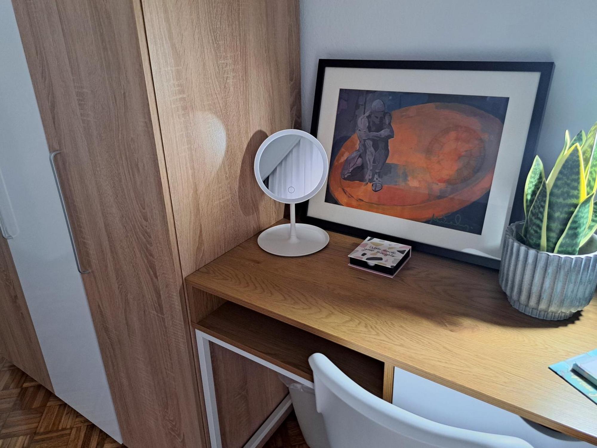סרס Stylish City Center Apartment מראה חיצוני תמונה