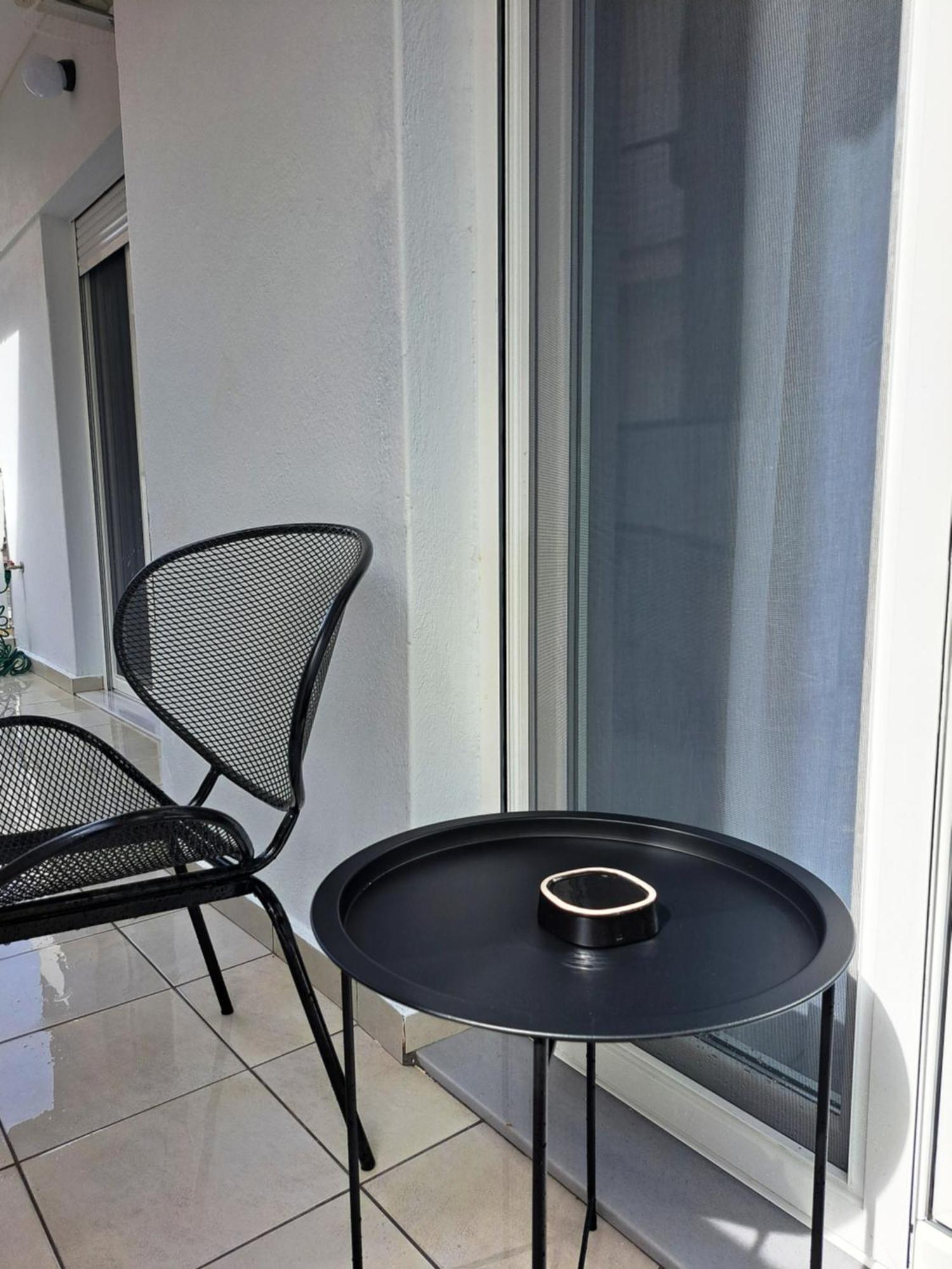 סרס Stylish City Center Apartment מראה חיצוני תמונה