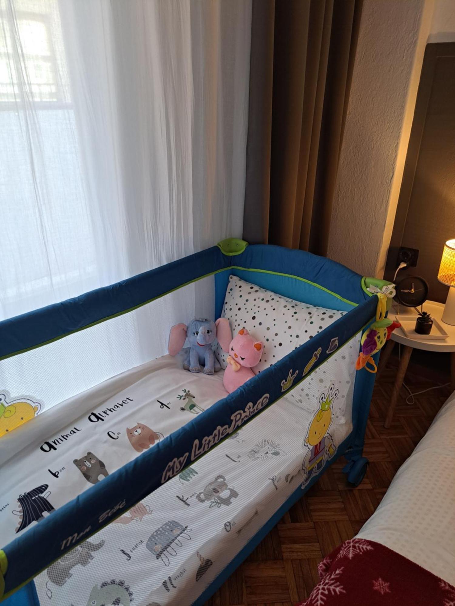 סרס Stylish City Center Apartment מראה חיצוני תמונה